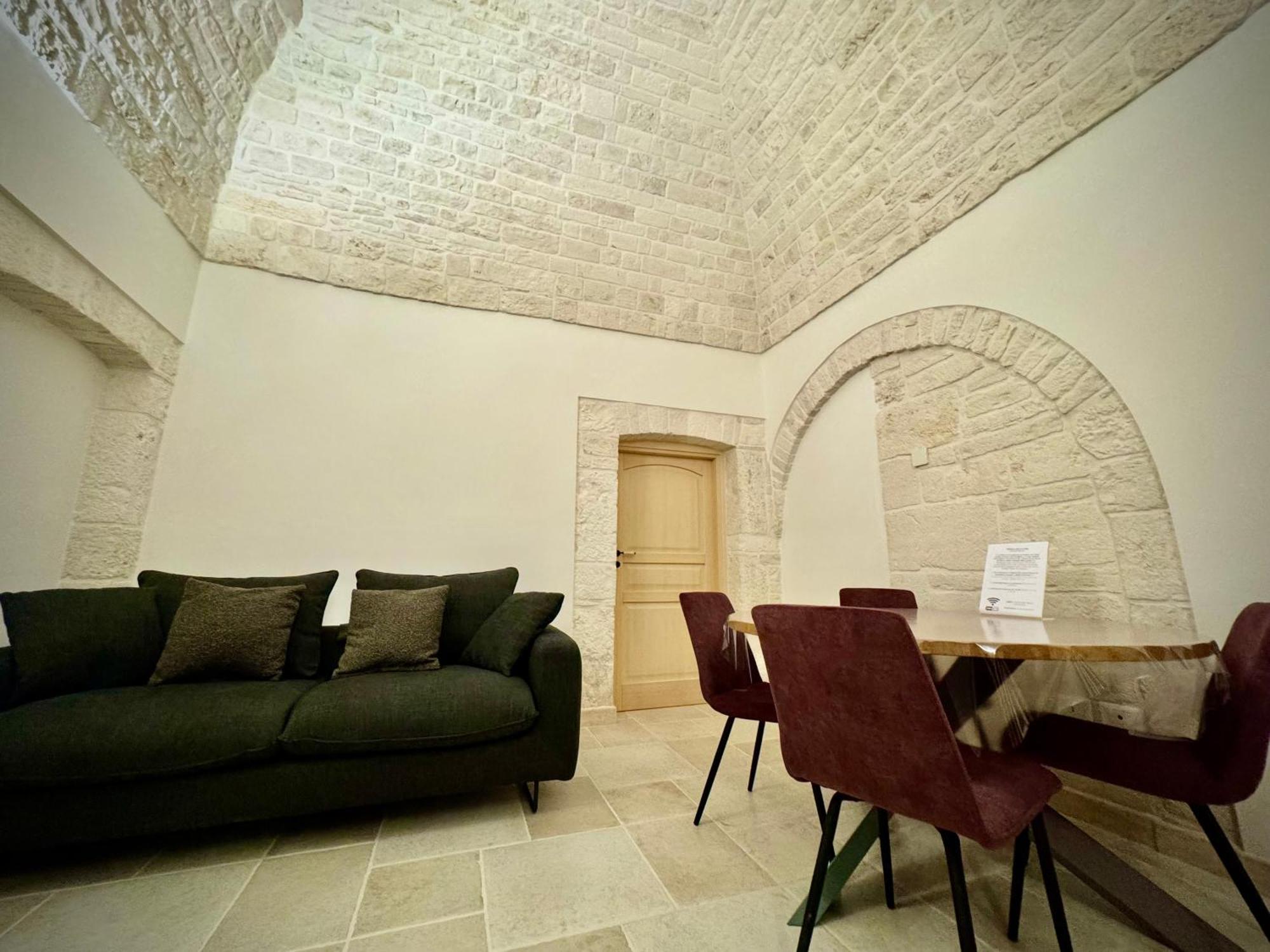 Trulli Contento - Rooms & Apartments Алберобело Екстериор снимка